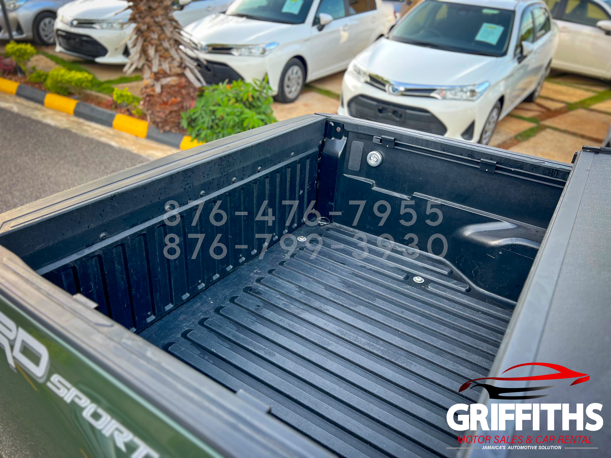 Vehicle Image 8